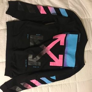 Off White Men's Black Gradient Crew Neck